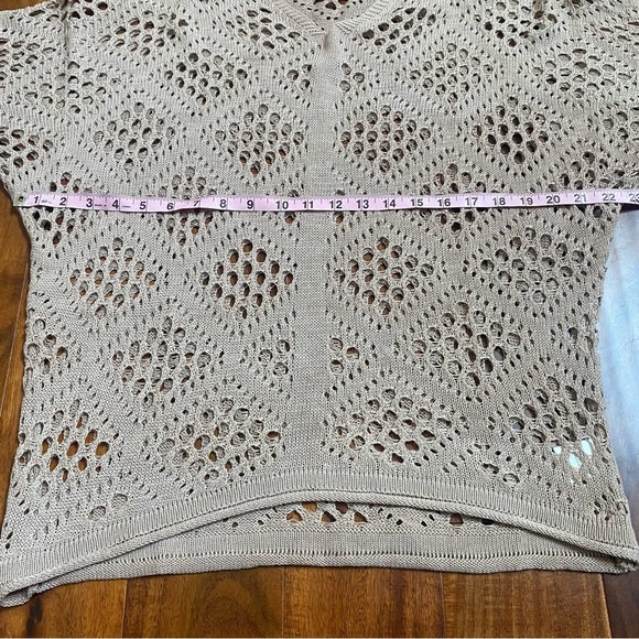 Lightweight Beige Sweater See Through Open Knit Size Medium Bohemian Hippie - Picture 4 of 5